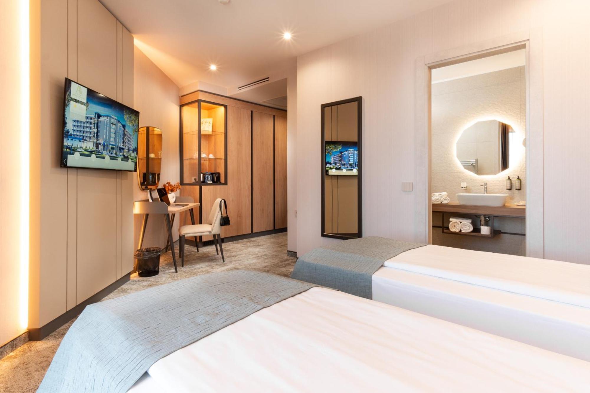 Otel Atmosphere Balneo & Pavel Banya