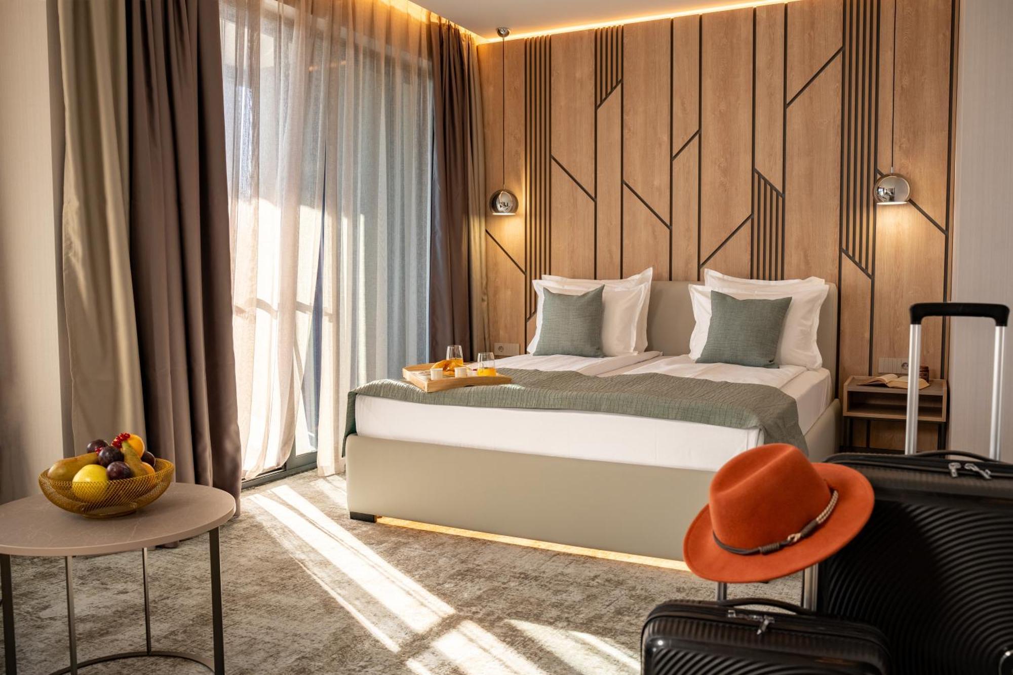 Otel Atmosphere Balneo & 5*